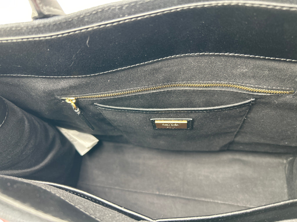 NWOT Ralph Lauren Two-Tone Devyn Canvas Tote w/2 RL storage bags interior view showcasing pocket and lining details.