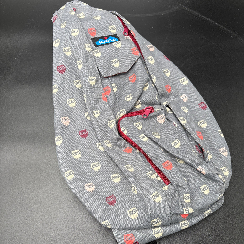 KAVU RETIRED OWL Print crossbody bag New with no Tags showcasing unique owl print design and adjustable strap.