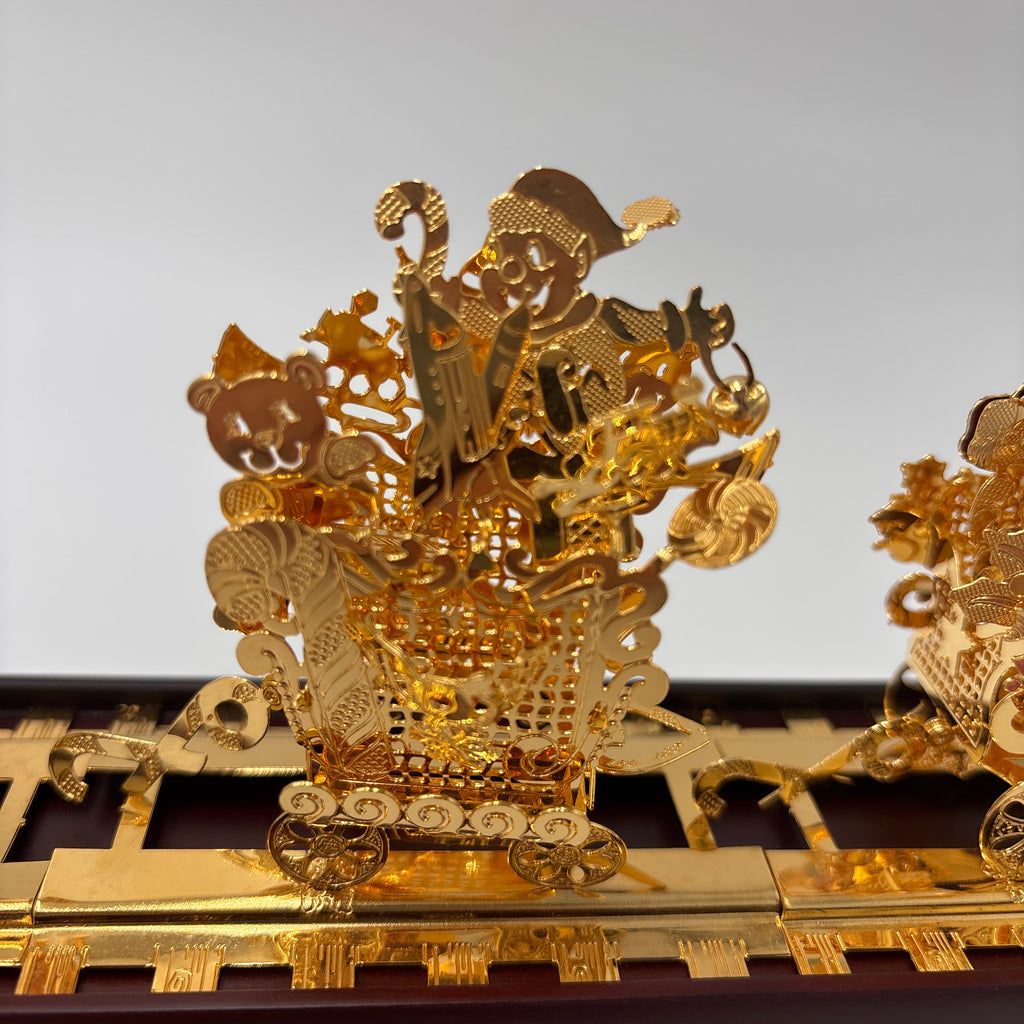 The Danbury Mint Santa’s Gold Christmas Train in Box