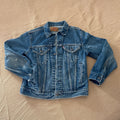 VTG 1986 Levi’s Denim Trucker Jacket – Classic Medium Wash Americana Vintage