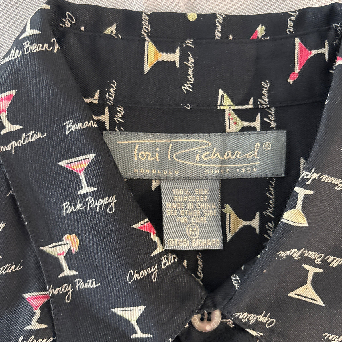 Tori Richard 100% Silk short sleeve Hawaiian Shirt size M, #1