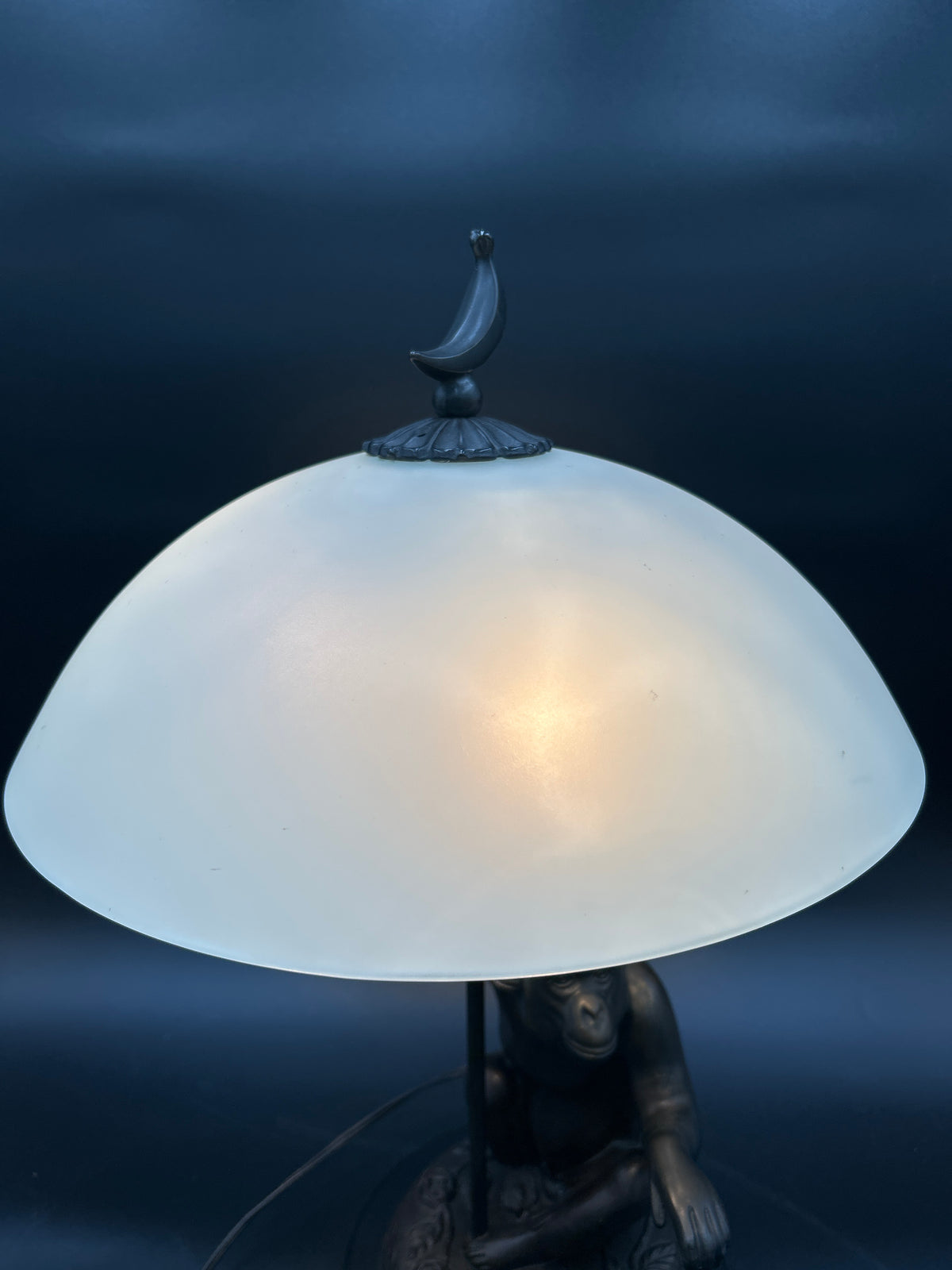 Art Deco Style "Monkey with Umbrella" (La Pluie) Table Lamp – Modern Reproduction after Max Le Verrier