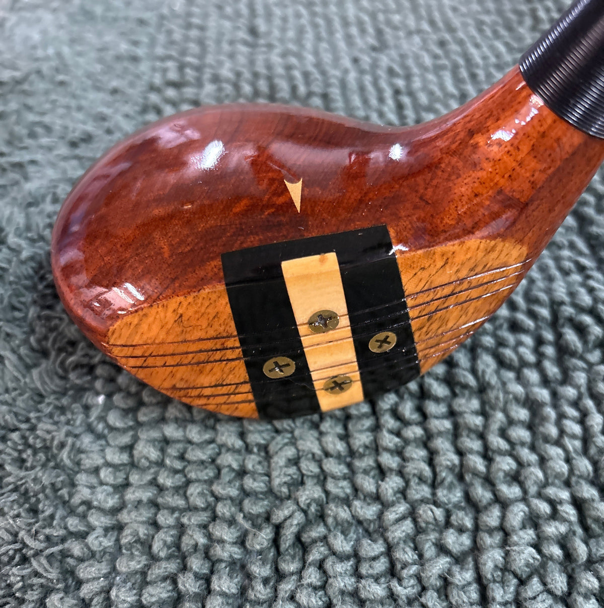 (Hillerich & Bradsby) PowerBilt #1 persimmon wood golf club with a brass sole plate Excellent Condition