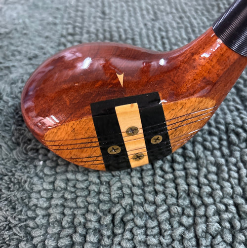 (Hillerich & Bradsby) PowerBilt #1 persimmon wood golf club with a brass sole plate Excellent Condition