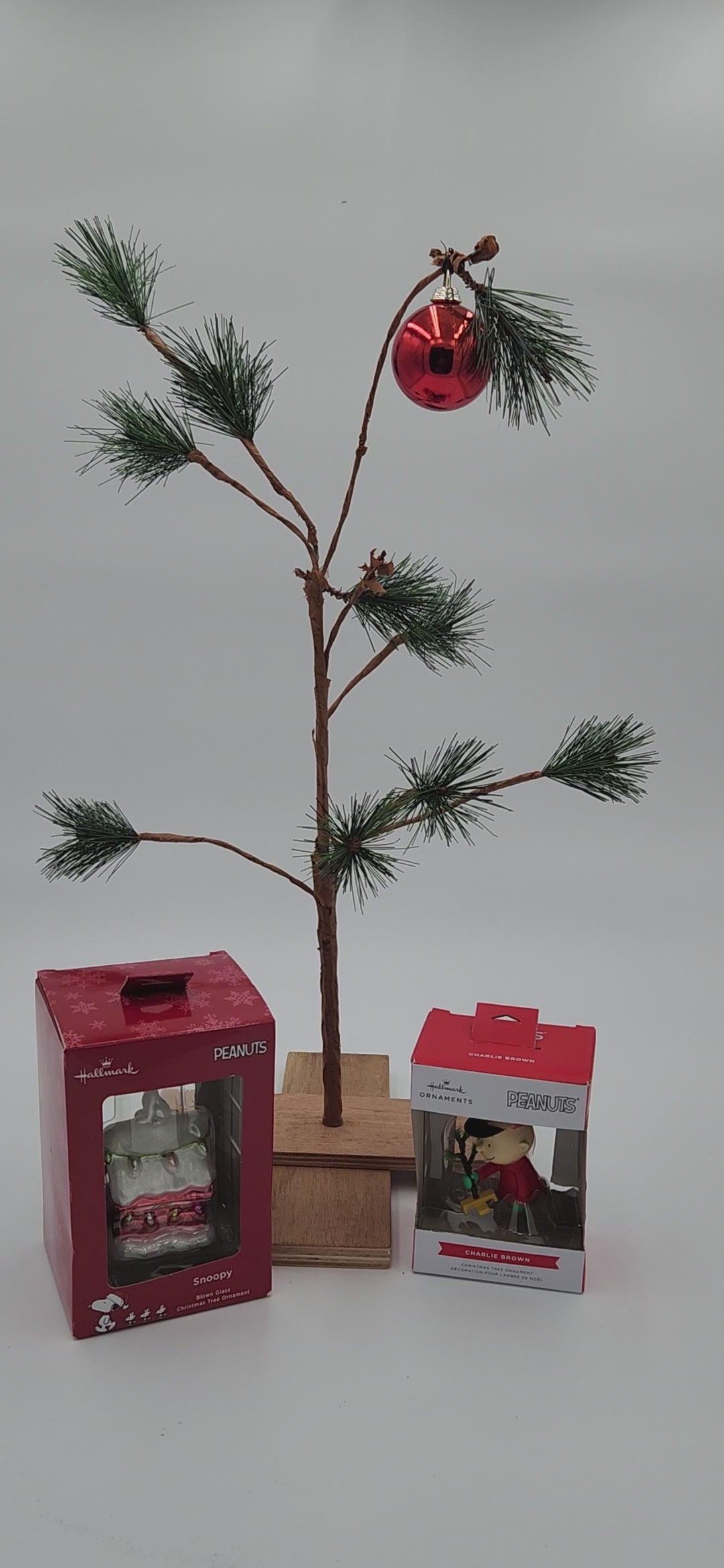 Peanuts 24" Musical Charlie Brown Tree w/ Linus Baby Blanket & 2 Hallmark Box Ornaments