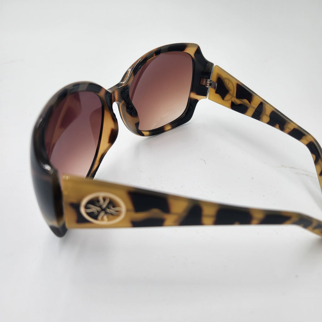 Vera Bradley Felicia (VB-909) Sunglasses Tortoiseshell w/ Paisley Case side view highlighting stylish design and color.
