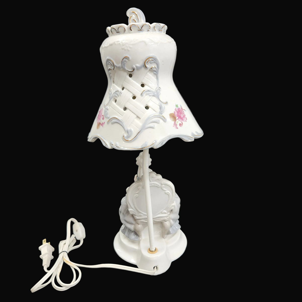 Vintage Porcelain Figurine Table Lamp French Victorian Boudoir