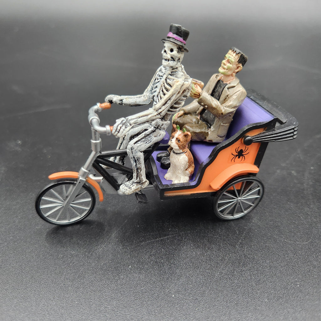 Lemax Spooky Town Retired Gas N Ghoul CIB Motorized Biker Village Set