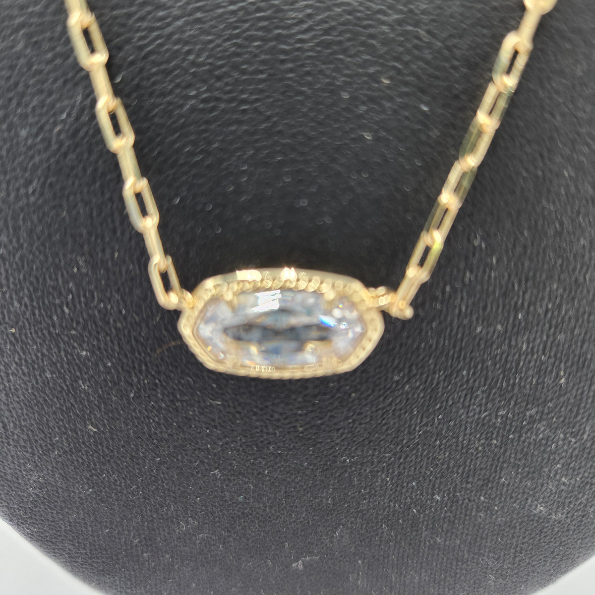 Kendra Scott Elisa Luxe Short Pendant Necklace NWT front view showing pendant on customizable chain