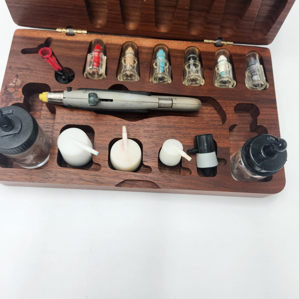 VTG Testors Aztek A4709 Deluxe Airbrush Set housed in a custom wooden walnut storage case