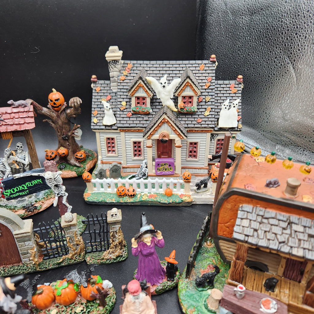 Lemax Spooky Town "Autumn Harvest & Town Square" Mega Village Bundle — 100% Complete in Box (CIB)