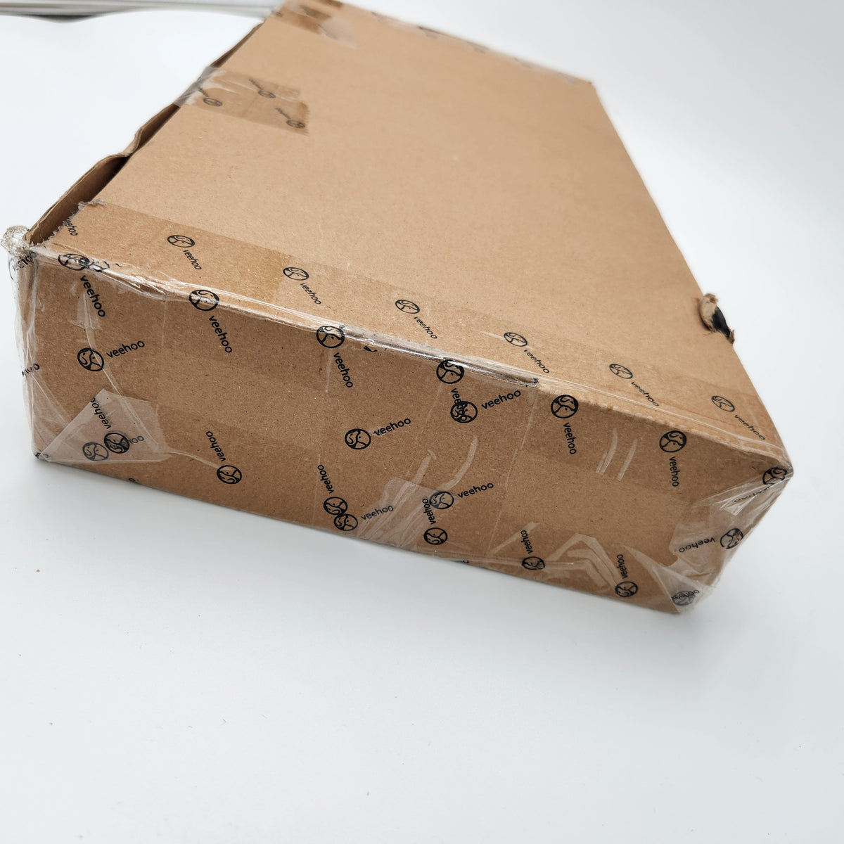 Veehoo elevated dog bed taped box