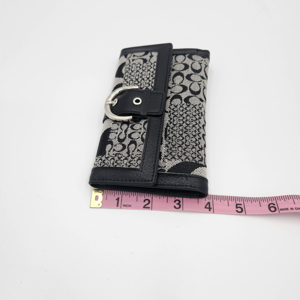 Vintage Coach Signature Jacquard Soho-Style Trifold Wallet | Black & Grey | Buckle Clasp | Y2K Era