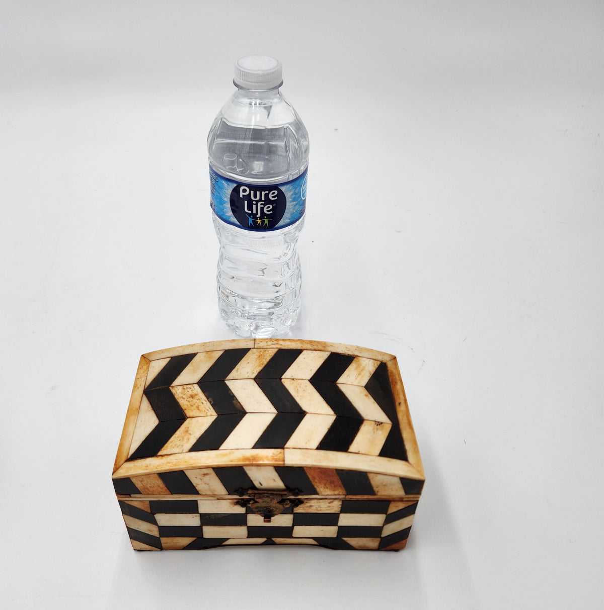 Vintage Bone Inlay Jewelry Box Black White Chevron Dome Top Trinket Case 6.5"