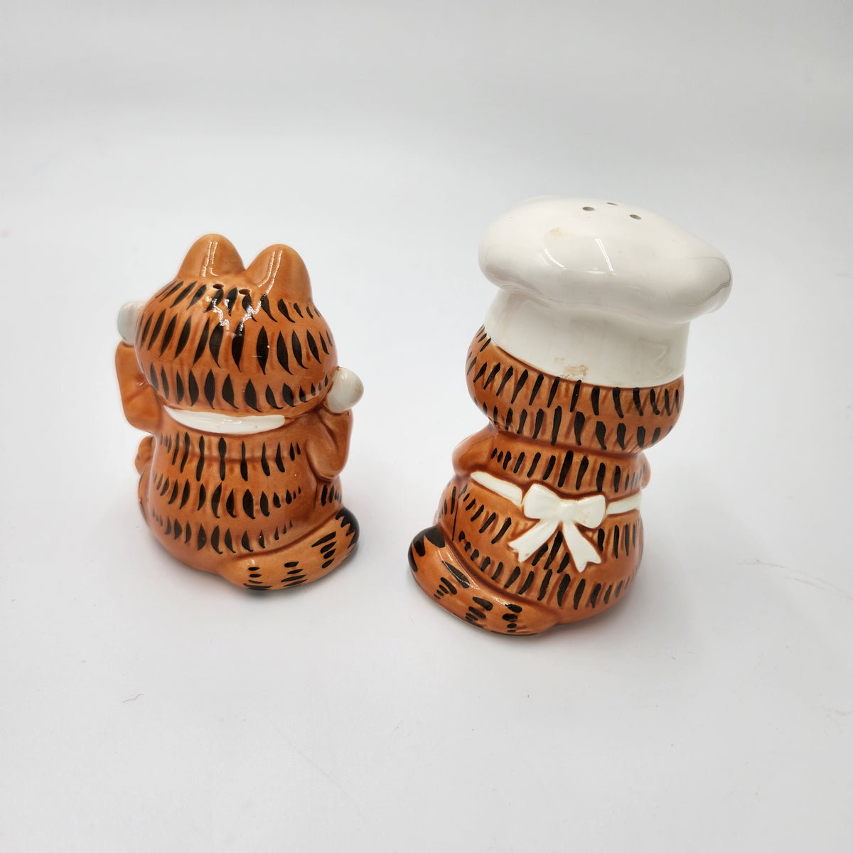 Vtg Garfield Salt Pepper Shakers Ceramic Chef Salty Cat Enesco Jim Davis 1981